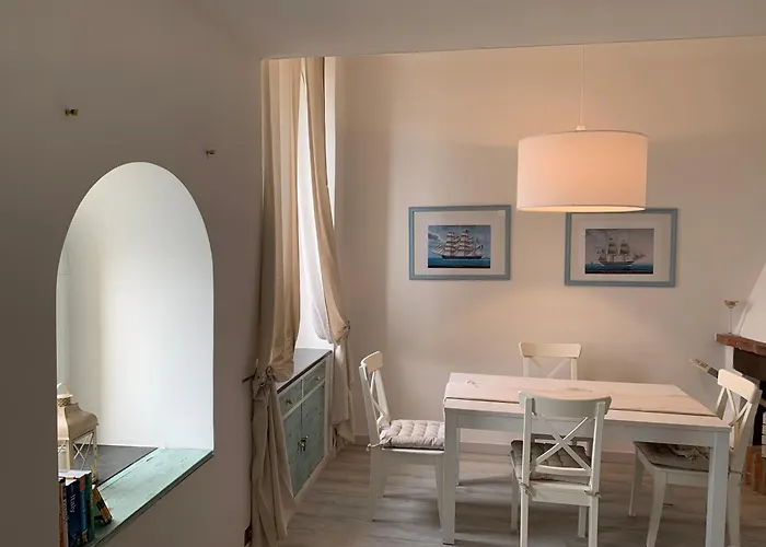 Apartment Uno Sguardo Sul Mare *